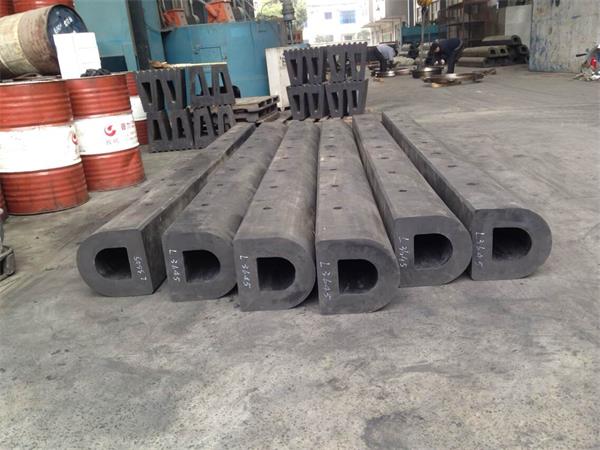 D rubber fender with customized mounting hole positions