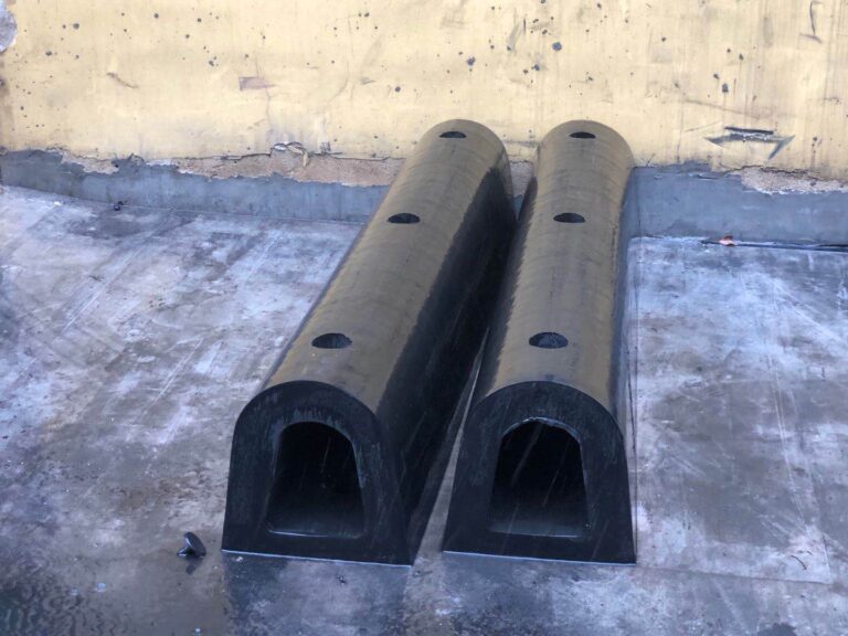 Rubber Fender D for boats and dock protection