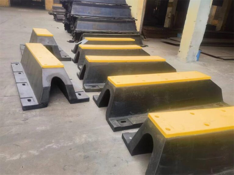 Rubber arch fender producer for dock and jetty protection