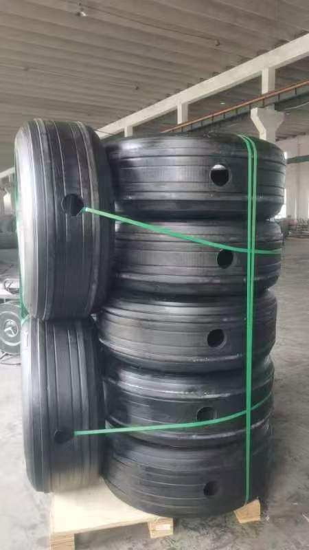 Palletized aircraft tyres prepared for pneumatic fender projects