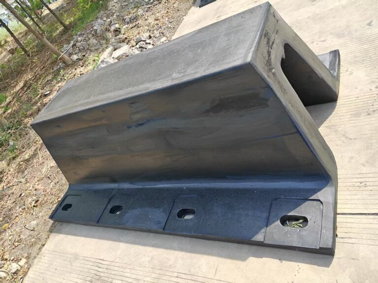 SA800 arch rubber fender and bollard project for Peru client