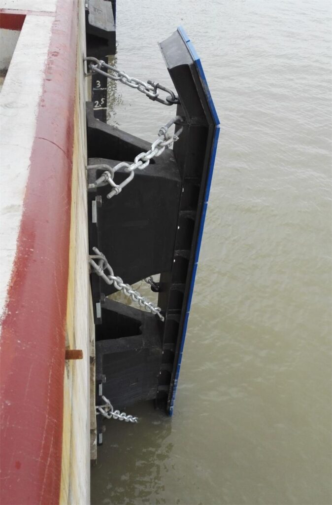 arch fender type b installed with frontal panel