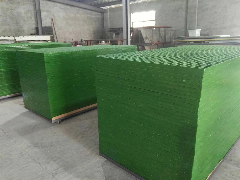 Green FRP deck and platform grating panels for marine walkways and offshore platforms
