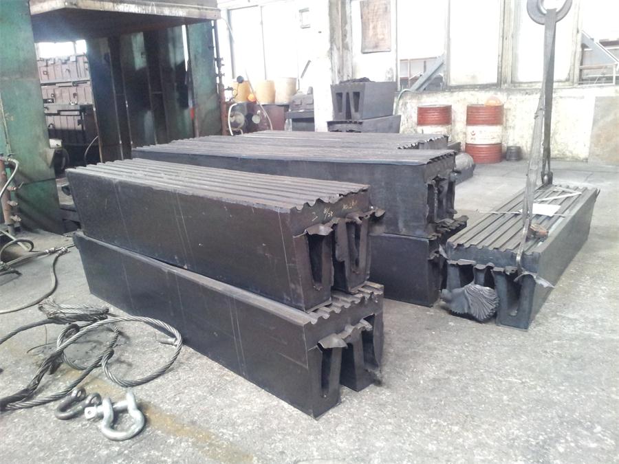 W rubber fenders in production at factory for tugboat and workboat protection