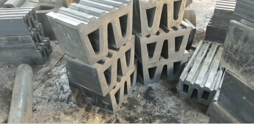 W rubber fender profiles stacked in factory for inspection before shipment