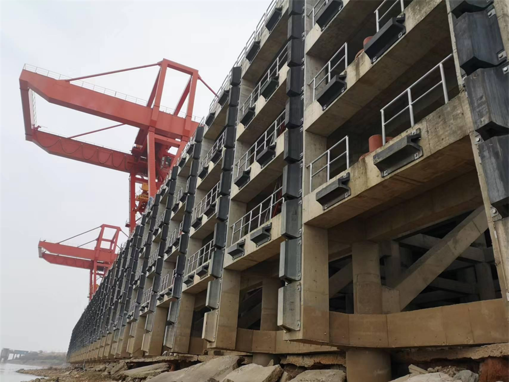 SA type arch rubber fender for bridge pier protection