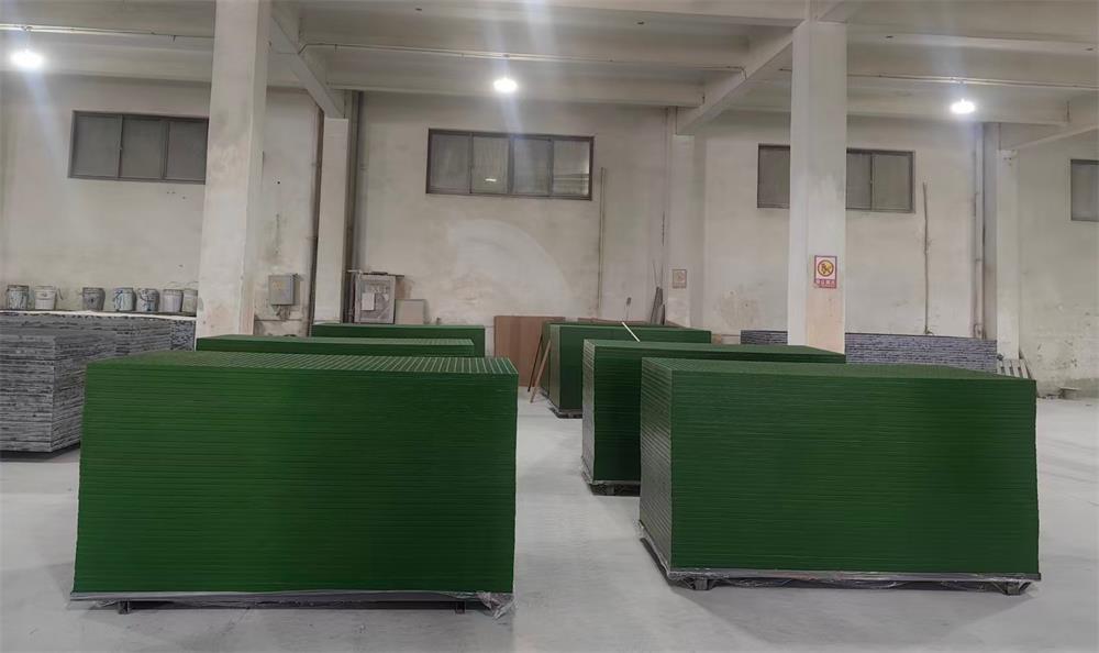 Green FRP grating panels prepared for long-term Argentina marine client